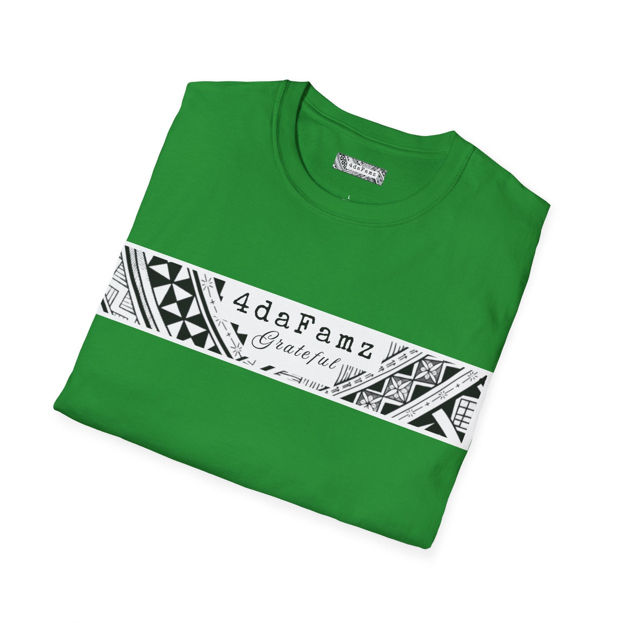 4daFamz GRATEFUL Trendy Comfy T-Shirt, Relaxed Island Vibes, Unisex Tee, Streetwear, Gift for Friends, Everyday Wear, Summer Style, 4daFamz Design