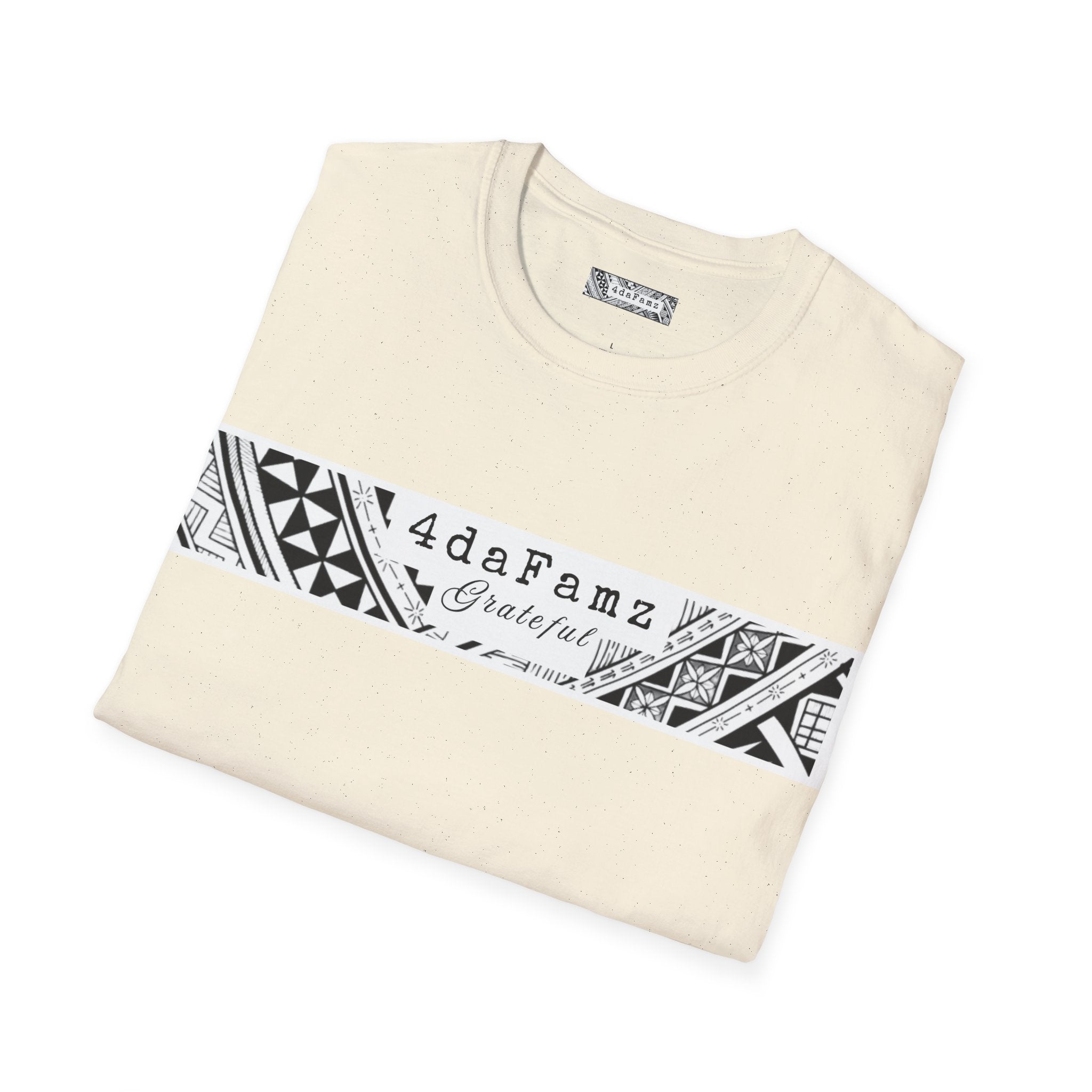 4daFamz GRATEFUL Trendy Comfy T-Shirt, Relaxed Island Vibes, Unisex Tee, Streetwear, Gift for Friends, Everyday Wear, Summer Style, 4daFamz Design