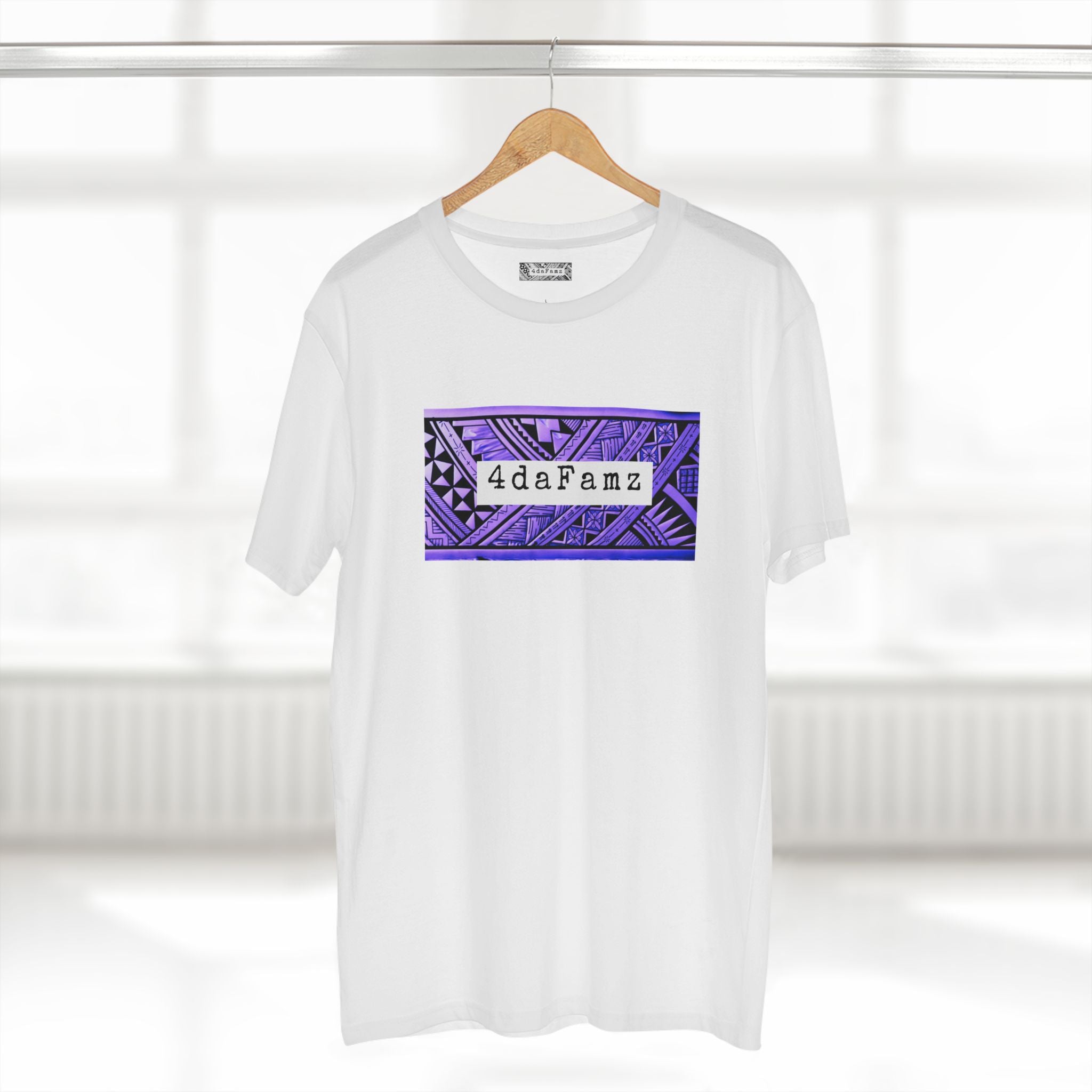 4daFamz REPRESENT Stylish Adult Staple Tee for Family Connections | Modern Unique Graphic Tee, Casual Wear, Everyday Comfort
