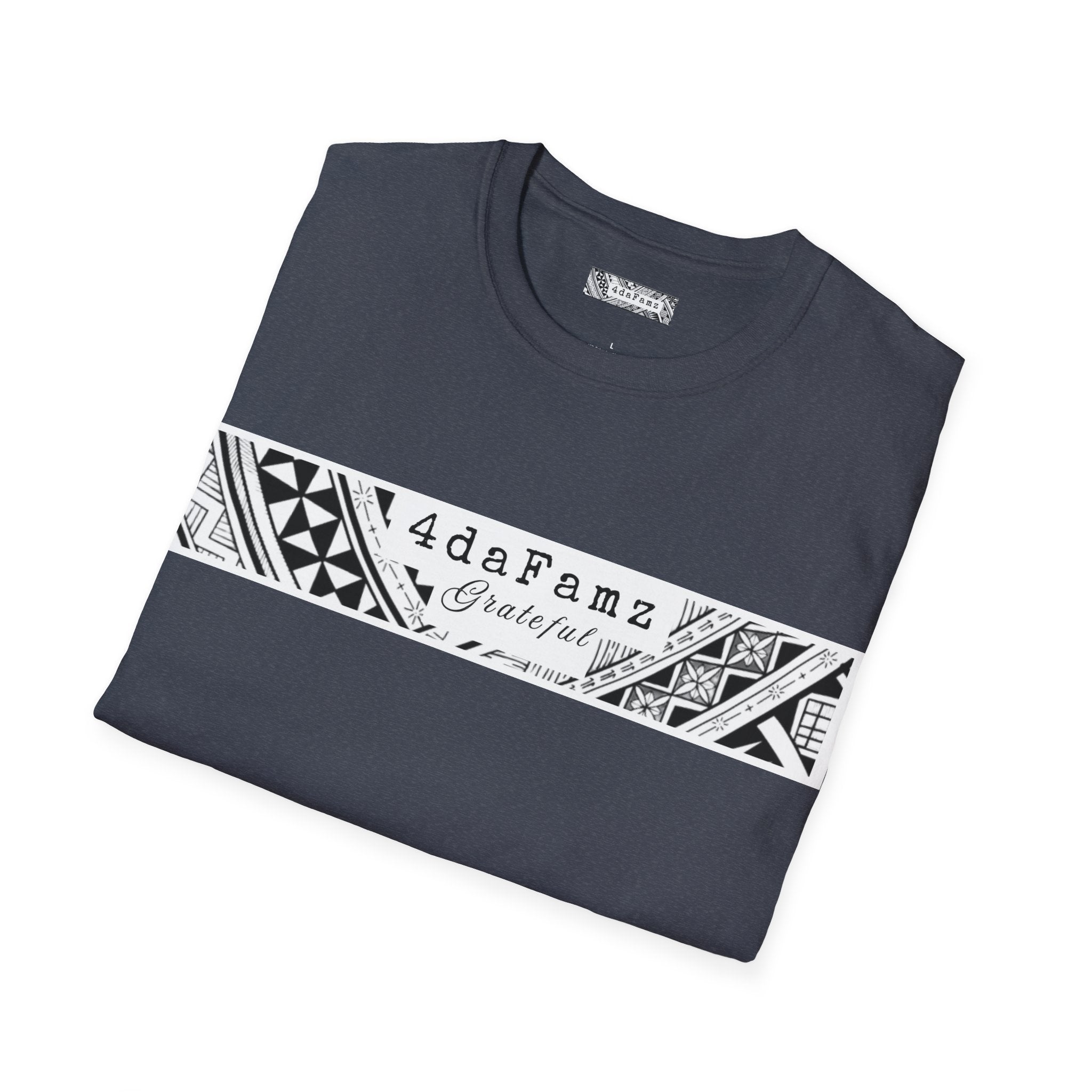 4daFamz GRATEFUL Trendy Comfy T-Shirt, Relaxed Island Vibes, Unisex Tee, Streetwear, Gift for Friends, Everyday Wear, Summer Style, 4daFamz Design